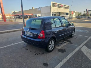 Renault Clio 2004