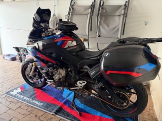 BMW S1000XR 2017