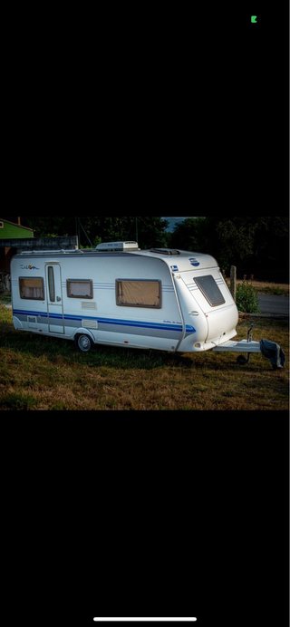 Caravana Hobby 560