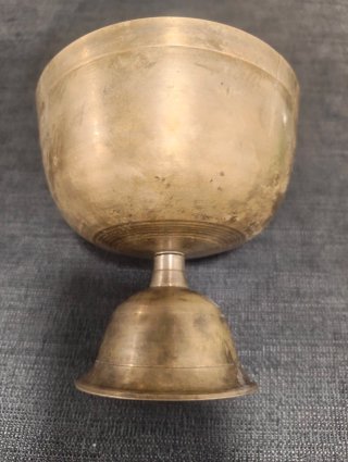 Cuenco Vintage Bronce con Pie