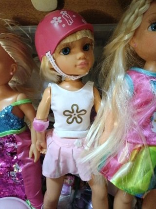 Lote de 4 muñecas accesorios