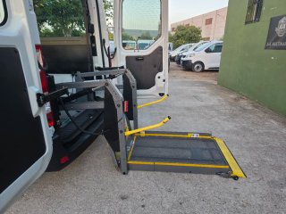 Renault Master Con Rampa PMR