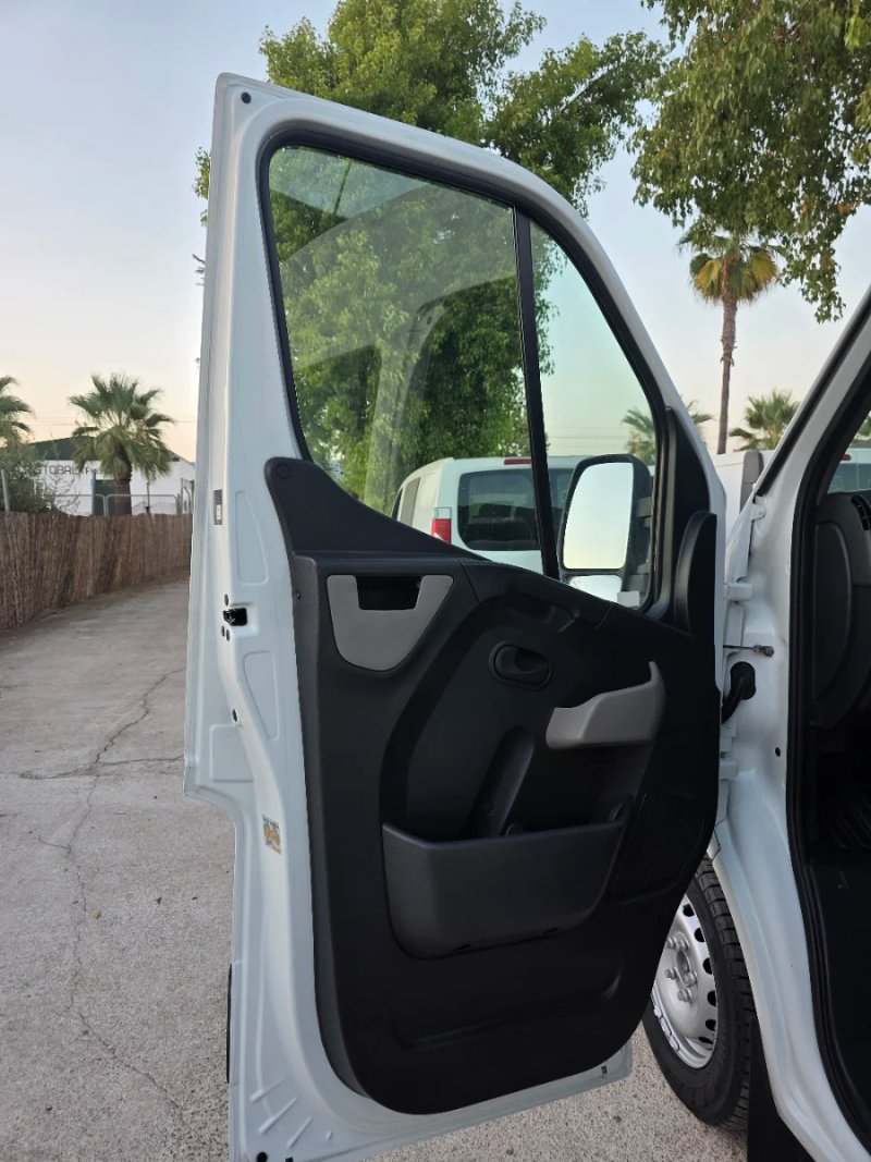 Renault Master Combi9 dCi 145 Energy L2H2 3500 2016, foto 35