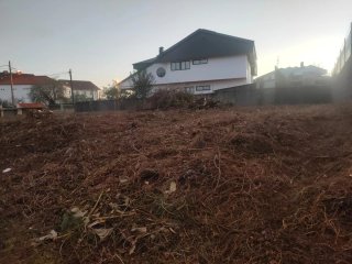 Vendo parcela   esquina a 2 calles de 860 mt  en l
