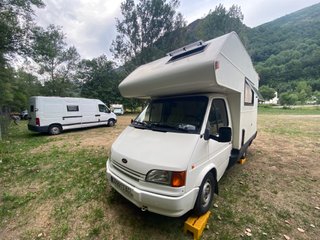 Autocaravana Ford Transit