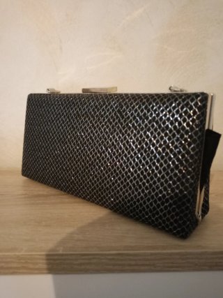 Borsetta elegante nera e argento