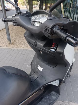 Yamaha XMAX 250 Inyección