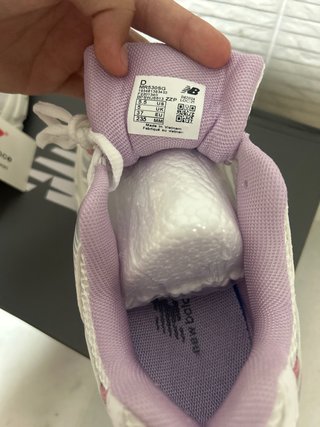New Balance rosas y blancas