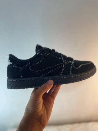Nike Low Travis Scott Negra Talla 43