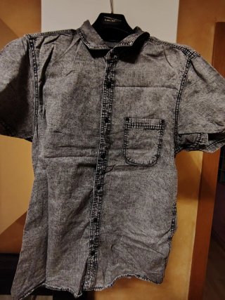 Camisa Bershka Regular Fit Gris Talla M