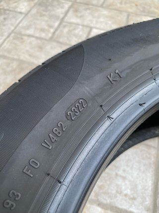 Neumáticos 205/60 R16 PIRELLI