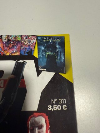 Título: Hobby Consolas nº311 + cómic Injustice y p