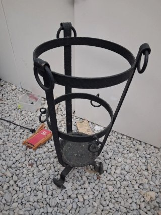 Portamaceta de hierro forjado
