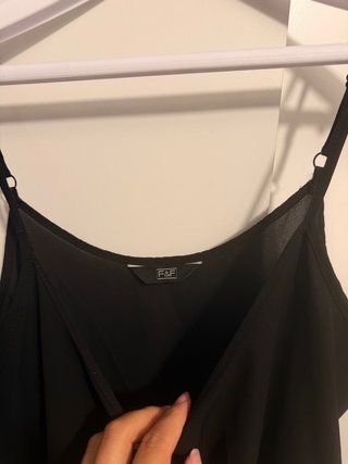 Blusa negra tirantes