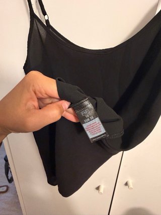 Blusa negra tirantes