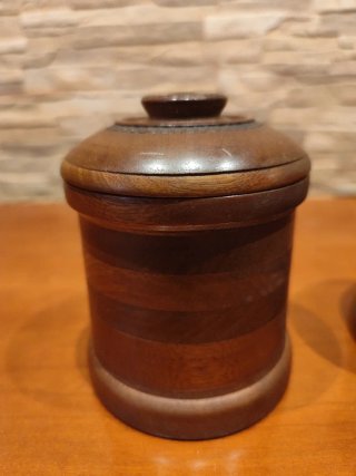 Vasijas antiguas de madera teka