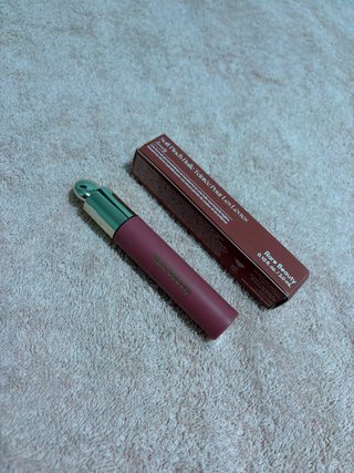 Rare Beauty Aceite Labial Serenity