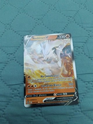 Carta Pokémon Reshiram V 220 HP