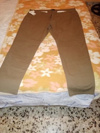 Pantalón tipo vaquero hombre