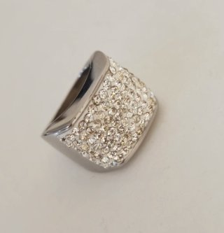 Anillo Acero Plateado Cristales Brillantes