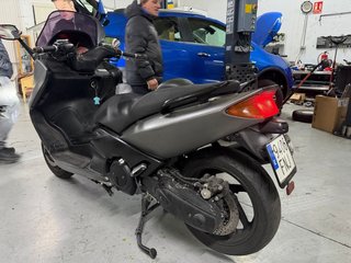 Yamaha TMAX 500 2007 Maxi Scooter ESCUCHO OFERTAS