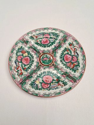 Plato Macao Familia Rosa