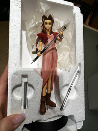 Figuras Final Fantasy VII Resina