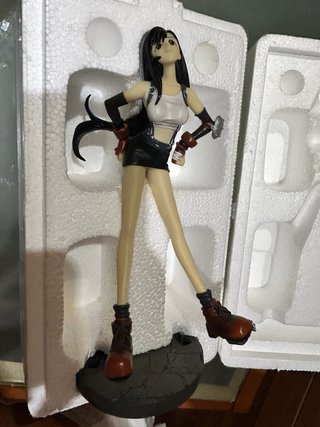 Figuras Final Fantasy VII Resina