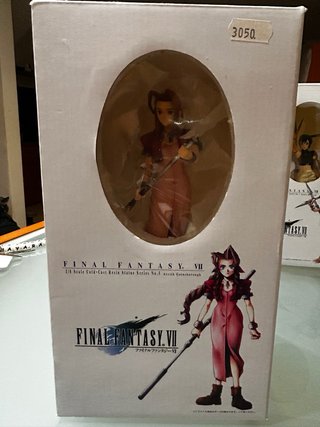 Figuras Final Fantasy VII Resina