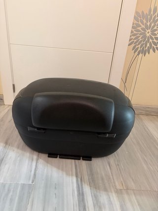 Baúl Shad SH146 Negro