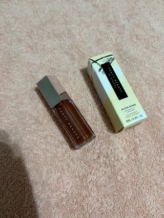 Fenty Beauty Gloss Bomb Fenty Glow