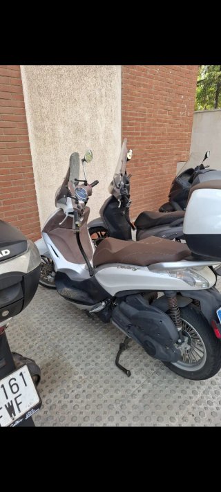 Piaggio Beverly 300 - 2021
