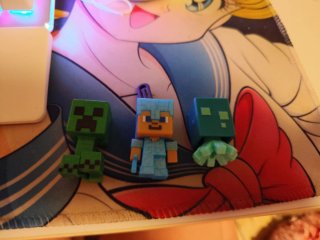 Figuras Minecraft Kinder Joy