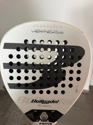 Bullpadel Vertex 05 - Pala de pádel