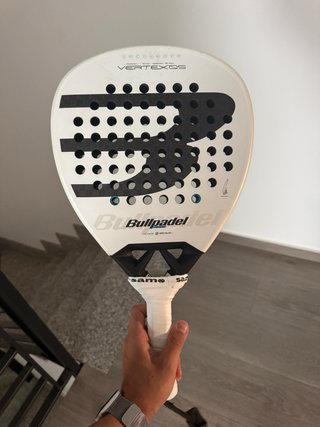 Bullpadel Vertex 05 - Pala de pádel