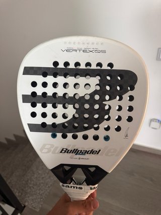 Bullpadel Vertex 05 - Pala de pádel