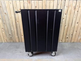 CARRO HERRAMIENTAS CON MALETIN MANNESMANN