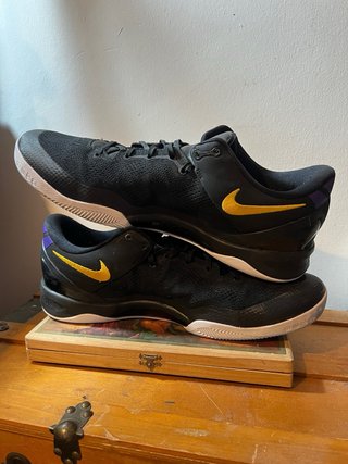Nike Kobe 8 Talla 50.5 EU / 16 US Negro Amarillo