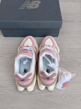New Balance 9060 Talla 39.5 Rosa/Blanco