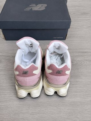 New Balance 9060 Talla 39.5 Rosa/Blanco