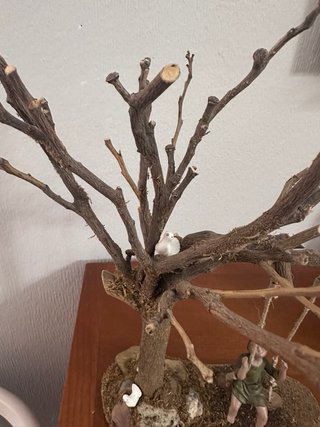 Árbol Belén 34cm con niño en columpio