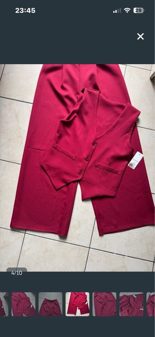 Conjunto chaleco y pantalón rojo