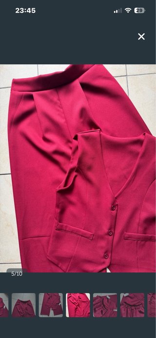 Conjunto chaleco y pantalón rojo