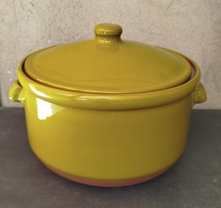 Cocotte cerámica artesanal color pistacho 25cm