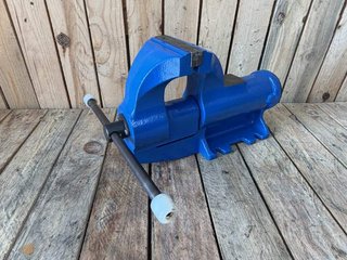 TORNILLO DE BANCO S125