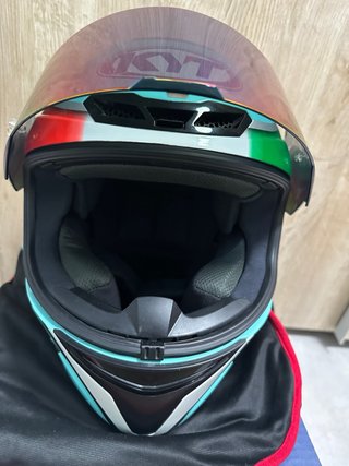 Casco KYT TT Course