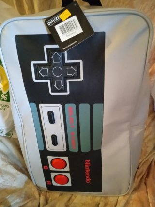 Mochila Nintendo NES Controller