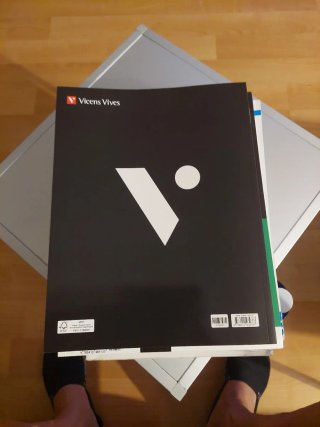 Llibre 1er batxillerat Historia del mon cont.