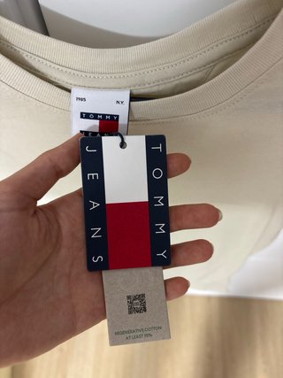 Camiseta Tommy Jeans Beige Talla M Mujer