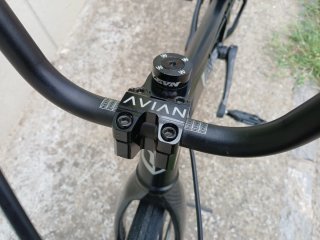 Bici BMX Yess WRLOCP Negra
